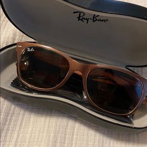 Brown ray bans sunglasses